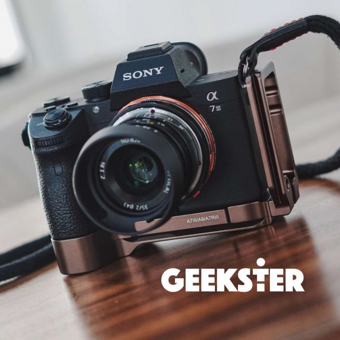 GRIP L-Plate กริป สำหรับกล้อง Sony A7III / A9 / A7R III ( กริป ) ( A7 iii / A7mk3 ) ( โซนี่ ) ( Geekster )
