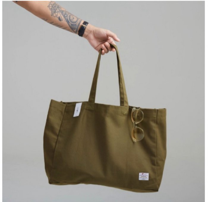 Urbanica กระเป๋า Unisex TOTE Bag WOHC สุดเท่ห์ใบใหญ่ Shopping bag กระเป๋าผ้าแคนวาสเนื้อหนา จุของได้เยอะ ขนาด 33*43 cm.