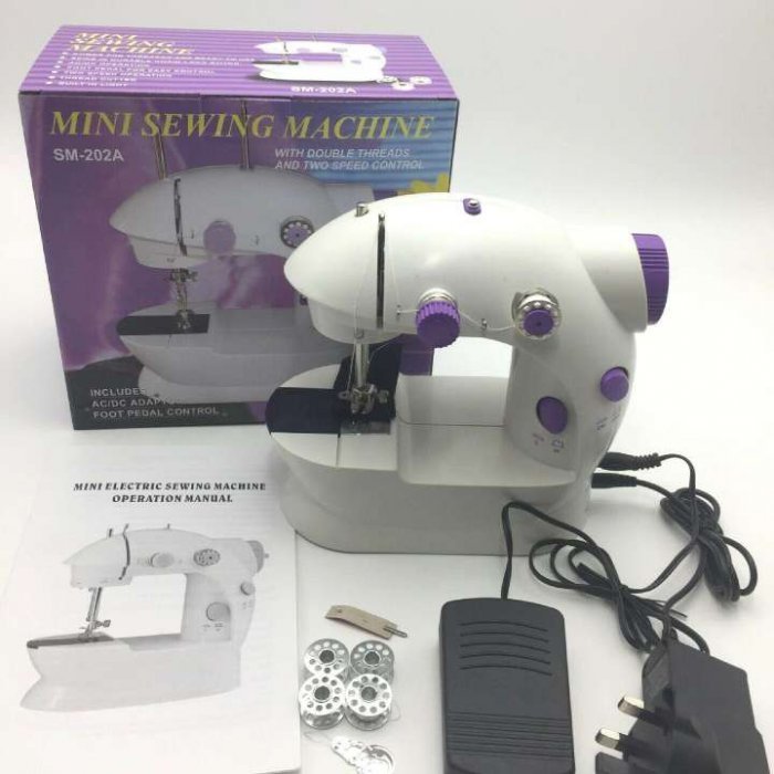 จักรเย็บผ้า จักรเย็บผ้าขนาดเล็ก จักรเย็บผ้าไฟฟ้า Mini Sewing Machine รุ่นSM-202A (สีม่วง)