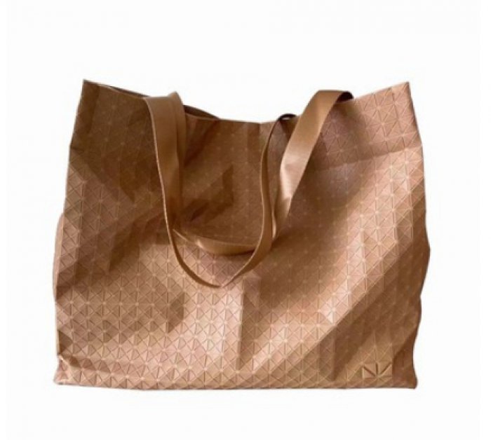 Mitake Tote กระเป๋าทรงเรขาคณิตรูปสี่เหลี่ยมขนมเปียกปูนกระเป๋าสะพายไหล่ผู้หญิงกระเป๋าแบบพกพากระเป๋าโท้ทซิลิโคนกระเป๋าช้อป