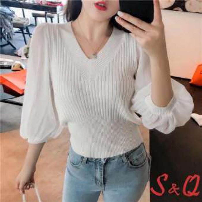 เสื้อนิตติ้งไหมพรมร่อง คอวี แขนยาวชีฟอง Chiffon long sleeve PPCX T-105