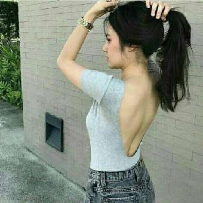 บอดี้สูทโชว์หลัง แขนสั้น