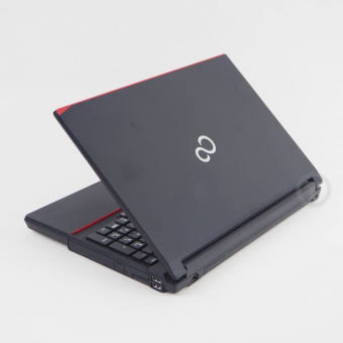 โน๊ตบุ๊ค Fujitsu Lifebook A574/H Core i3 Gen 4 - RAM 4 GB, HDD 320 GB สภาพดี! มีประกัน!! By Totalsolution