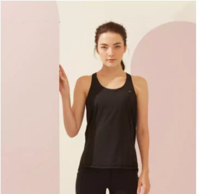On The Blogs - HiiT Tank in Neon Pink