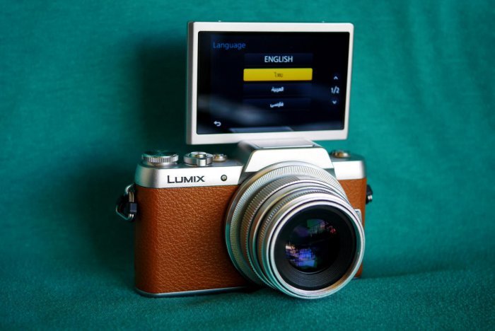  Panasonic Lumix DMC-GF8 camera Brown with Silver 35mm f1.6 manual lens, GF8