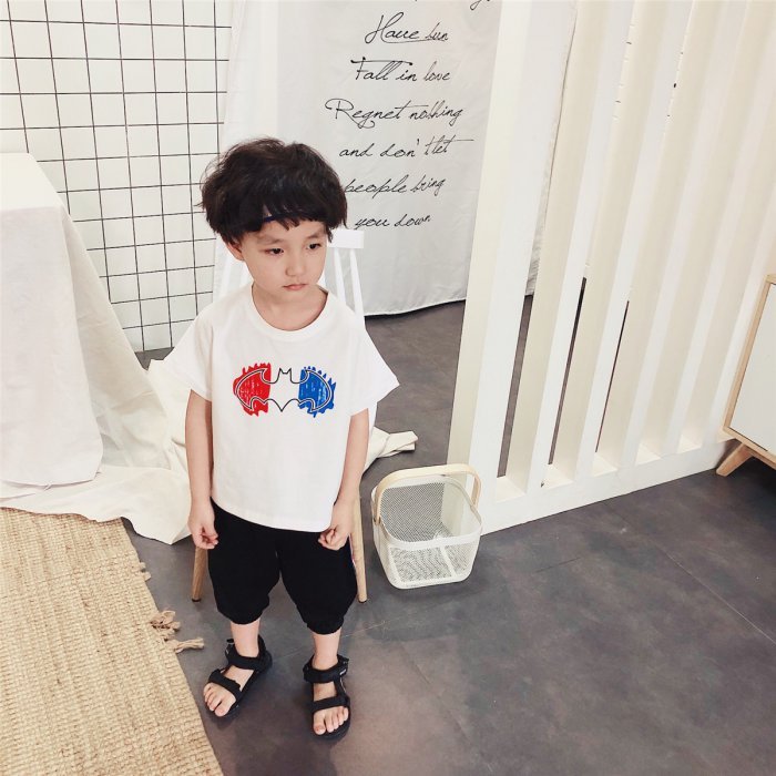 YeeShop ชุดเสื้อผ้าเด็กผู้ชาย/เด็กผู้หญิงแขนสั้นเข้าชุด ลายไอติม/ลายตราค้างคาว สีขาว/สีฟ้า ไซส์ 90#/12-18เดือน 100#/18-24เดือน 110#/24-30เดือน 120#/30-36เดือน 130#/3-4ปี
